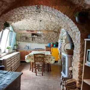 Charming Rustic House , Gardone Riviera Italien