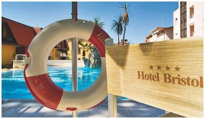 Hotel Bristol Bellaria-Igea Marina 4*,